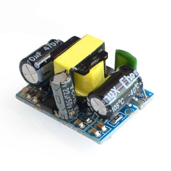 AC-DC converter - 230V to 5V 700mA - voltage separation