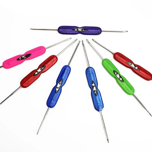 Double crochet hook with plastic handle 1/2 double sided crochet